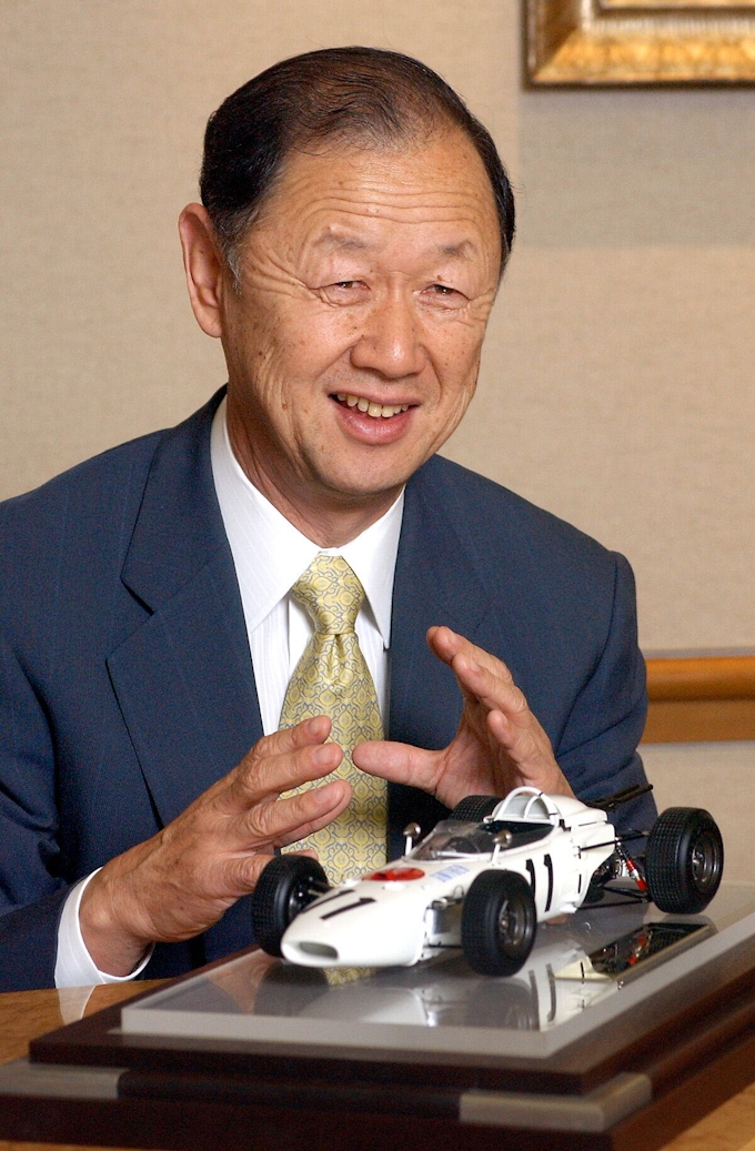 Mr ホンダジェットの執念 飛行機なんて ホンダジェット 役員たちの罵倒 日本経済新聞