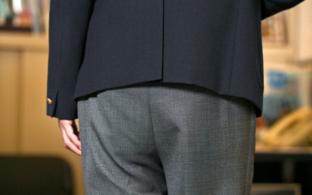 もう迷わない スーツ選び 正しいサイズ 基本のキ Nikkei Style もう迷わない スーツ選び 正しいサイズ 基本のキ Nikkei Style