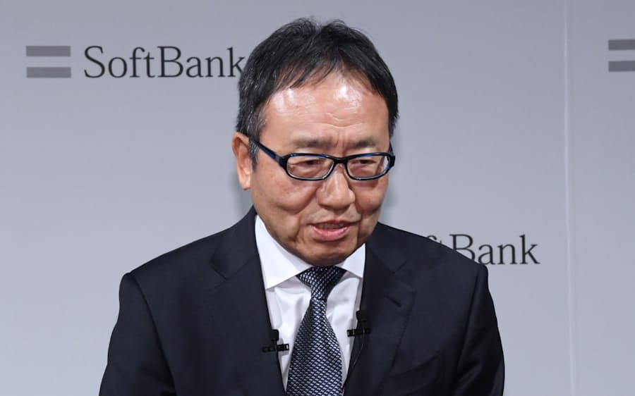 ソフトバンク上場 終値12円 公開価格を15 下回る 日本経済新聞