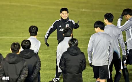地元uaeが引き分ける サッカーのアジア杯開幕 日本経済新聞
