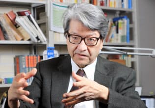 岩井克人　国際基督教大学特別招聘教授