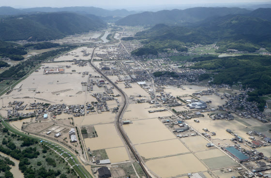 18年回顧 相次ぐ自然災害 インフラ襲う 日本経済新聞