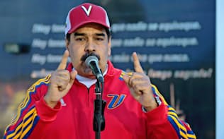 10日に2期目の就任式を迎えるベネズエラのマドゥロ大統領=ロイター