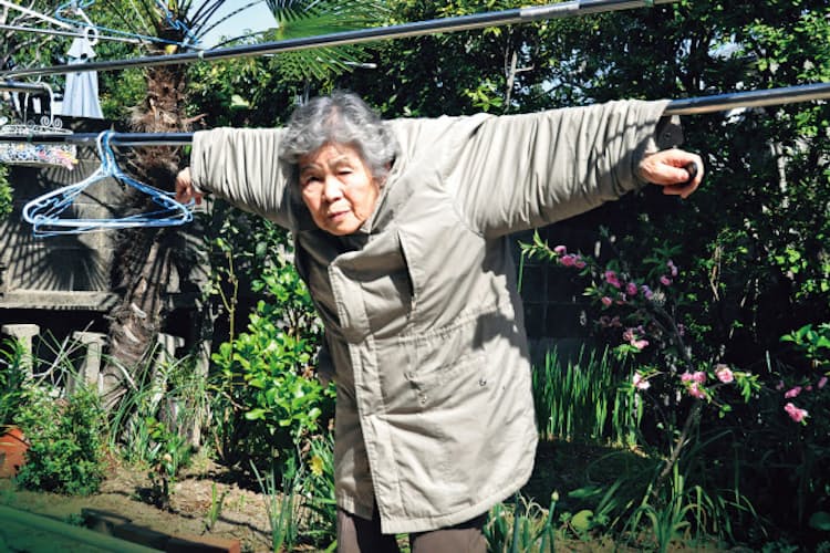 90歳インスタおばあちゃん 老い笑い飛ばす自撮り術 Nikkei Style 90歳インスタおばあちゃん 老い笑い飛ばす自撮り術 Nikkei Style