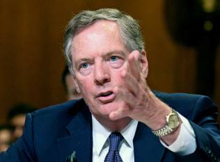 米中協議の米側の責任者を務めるライトハイザー米通商代表部(USTR)代表=ロイター 米中協議の米側の責任者を務めるライトハイザー米通商代表部(USTR)代表=ロイター