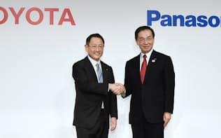 トヨタ自動車とパナソニックは協業の検討開始を発表した17年末の記者会見以来、協議を重ねてきた