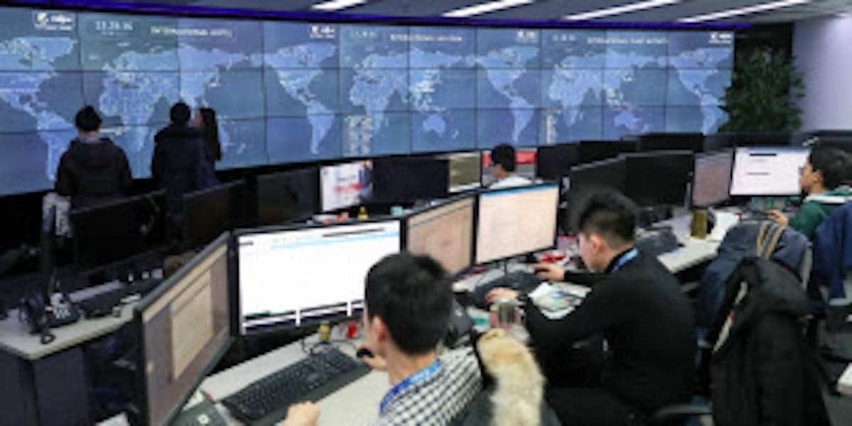 中国旅行サイトの顔 シートリップ踊り場 日本経済新聞