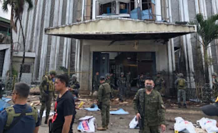 フィリピン爆発 イスラム国 が犯行声明 日本経済新聞