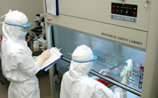 細胞治療の研究開発を進める細胞療法研究開発センター（神戸市）