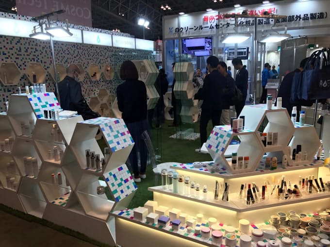 国内最大の化粧品産業展示会 過去最高の780社が参加 日本経済新聞