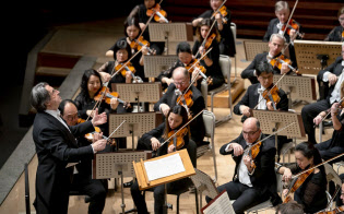 ムーティ指揮シカゴ交響楽団 2月3日東京文化会館 photo:Todd Rosenberag
ムーティ指揮シカゴ交響楽団 2月3日東京文化会館 photo:Todd Rosenberag