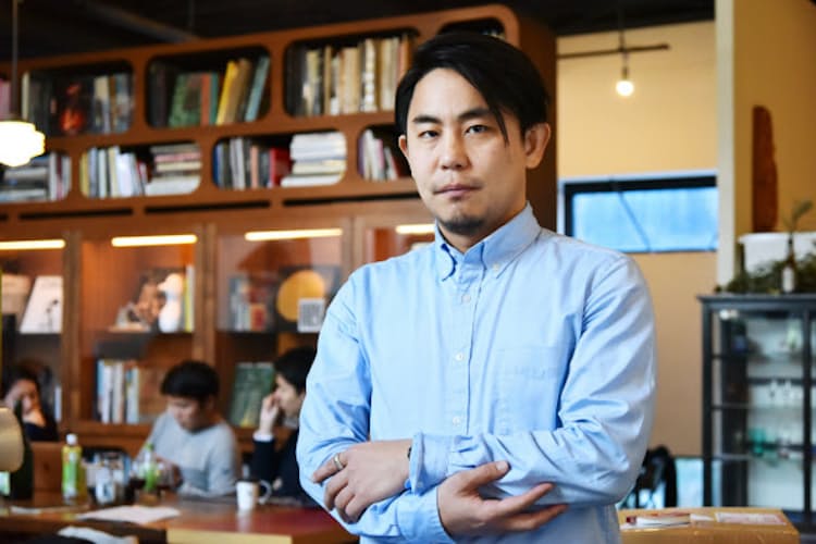 手軽なシアター全国に 映画で人つなぐ起業家の覚悟 Nikkeiリスキリング 手軽なシアター全国に 映画で人つなぐ起業家の覚悟 Nikkeiリスキリング