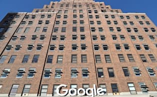投資を急増させているグーグルのニューヨーク・マンハッタンにあるオフィス=ロイター