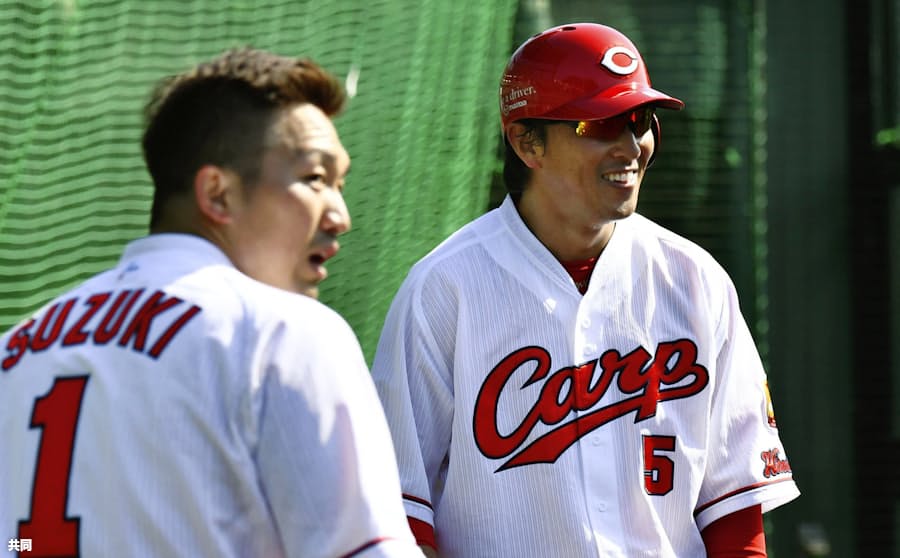 移籍巡る思い複雑 選手もファンも寄り添って 日本経済新聞