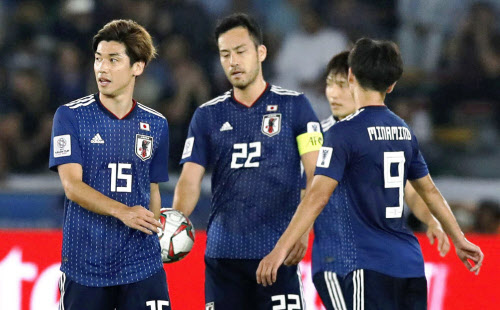 ハーフタイムにも成長 サッカー日本の高き修正力 日本経済新聞