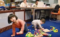 「ソウ・エクスペリエンス」ではスタッフが子供を社内で遊ばせながら働ける（1月、東京都渋谷区）