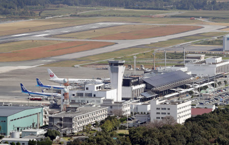 熊本空港に鉄道新線 県とjr 2カ月で合意 日本経済新聞 熊本空港に鉄道新線 県とjr 2カ月で合意 日本経済新聞