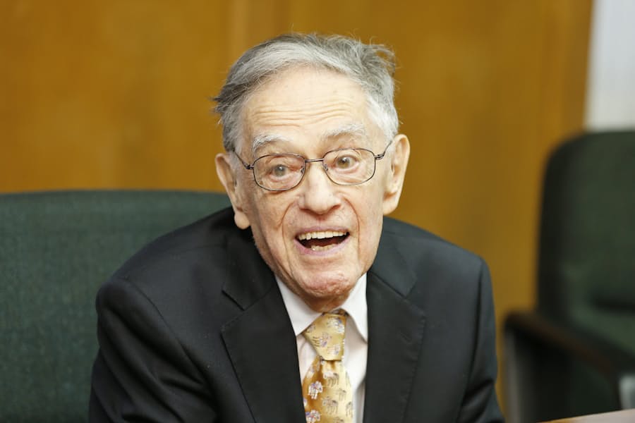 日本文学研究者ドナルド キーンさんが死去 96歳 日本経済新聞