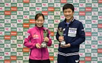 ジャパン・トップ12で優勝した張本（右）と石川はともに世界ランキングで日本勢トップ
