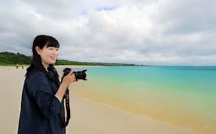沖縄県宮古島市に滞在する写真家、南谷有美さん