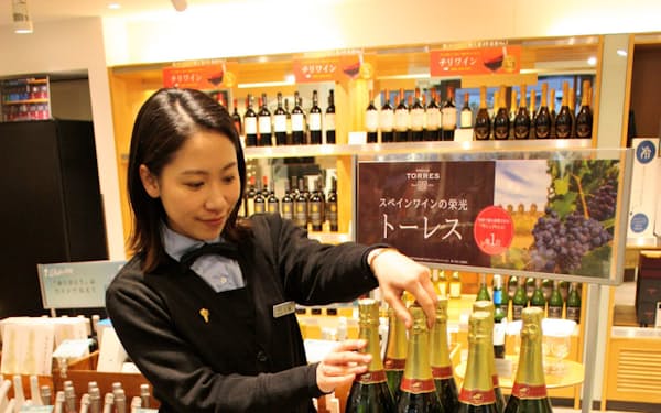 エノテカ広尾本店(東京・港)は3月からワインを値下げする