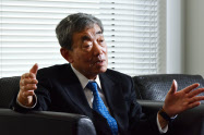 カルビーのトップになるとき、松本晃氏が考えたのは企業統治の体制整備だった