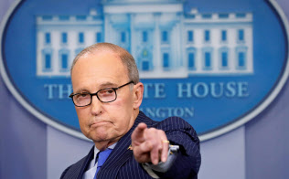 トランプ政権のクドロー米国家経済会議委員長は「レーガン減税」の立案者のひとり=ロイター トランプ政権のクドロー米国家経済会議委員長は「レーガン減税」の立案者のひとり=ロイター