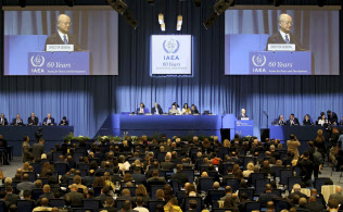 日米の原子力担当者が意見交換した2017年9月のIAEA総会 日米の原子力担当者が意見交換した2017年9月のIAEA総会