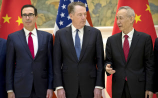 米中貿易戦争が中国の知財政策に影響したか=ロイター 米中貿易戦争が中国の知財政策に影響したか=ロイター