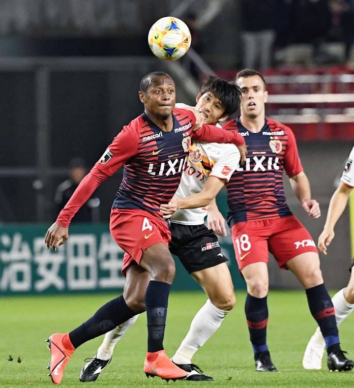 鹿島レオシルバ 愛息に贈るスーパーゴール 日本経済新聞 鹿島レオシルバ 愛息に贈るスーパーゴール 日本経済新聞