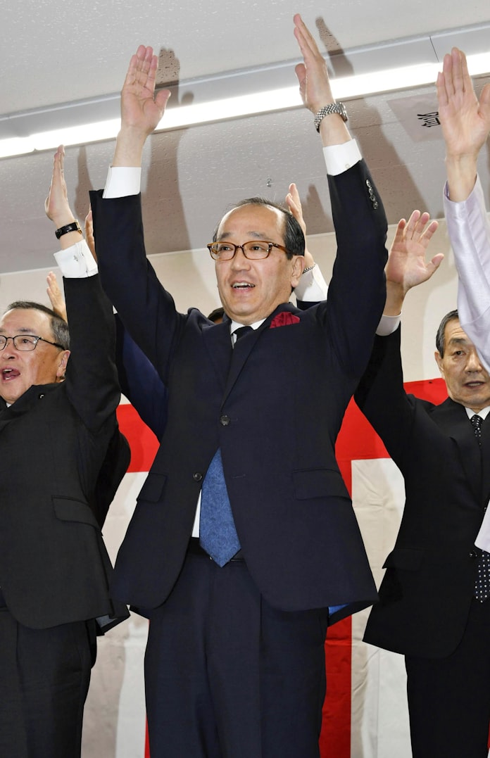 広島市長選 松井氏が3選 日本経済新聞 広島市長選 松井氏が3選 日本経済新聞