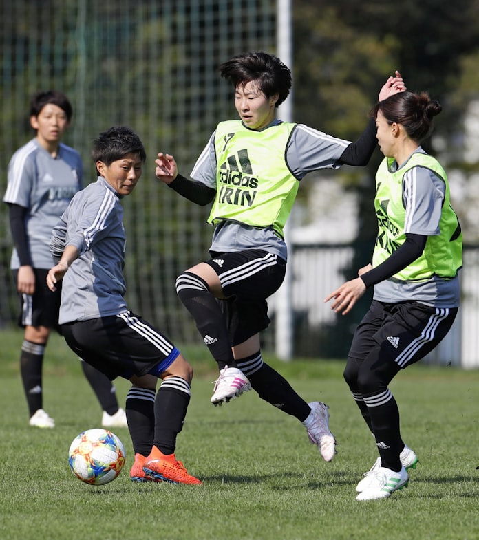 なでしこジャパン 紅白戦で調整 9日ドイツと親善試合 日本経済新聞 なでしこジャパン 紅白戦で調整 9日ドイツと親善試合 日本経済新聞