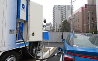 愛知県は全国でも水素ステーションが多い（豊田通商などが展開する移動式施設、名古屋市東区）