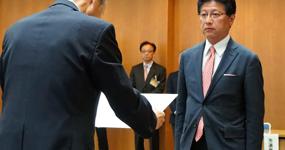 静岡市長選 田辺氏 逃げ切り3選 清水区で苦戦 日本経済新聞