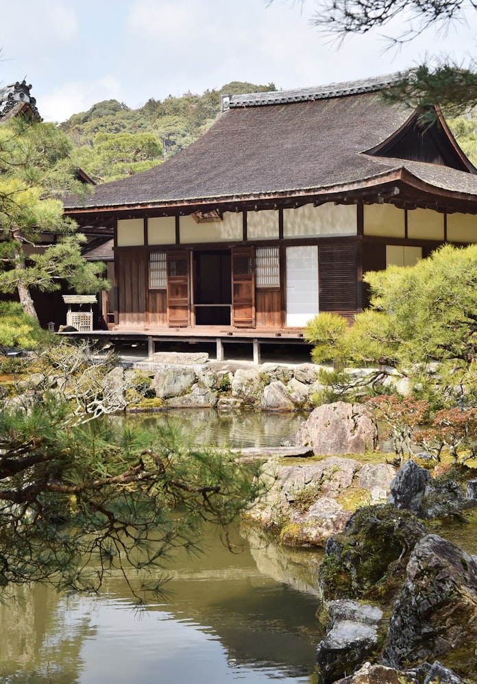 隠れた 絢爛 静思の間 銀閣寺 東求堂 同仁斎 もっと関西 日本経済新聞 隠れた 絢爛 静思の間 銀閣寺 東求堂 同仁斎 もっと関西 日本経済新聞