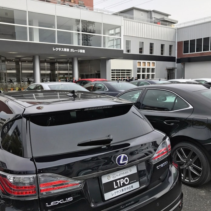 トヨタ レクサス中古車の新型店 価格抑え顧客層拡大 日本経済新聞 トヨタ レクサス中古車の新型店 価格抑え顧客層拡大 日本経済新聞