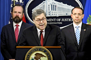 18日、バー米司法長官はトランプ大統領による捜査妨害疑惑は「証拠不十分だ」と結論づけた(ワシントン)=AP 18日、バー米司法長官はトランプ大統領による捜査妨害疑惑は「証拠不十分だ」と結論づけた(ワシントン)=AP