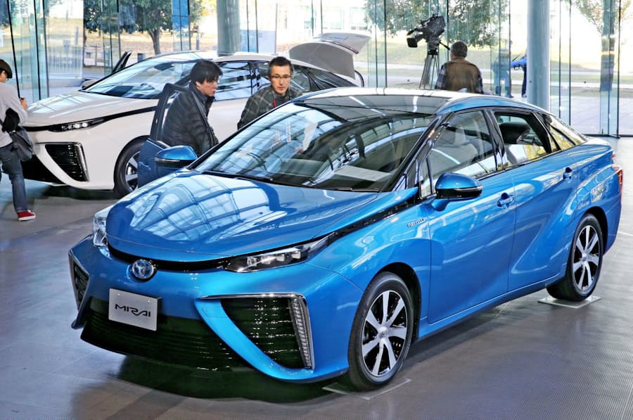 トヨタ 中国 北京汽車と燃料電池車で提携 日本経済新聞