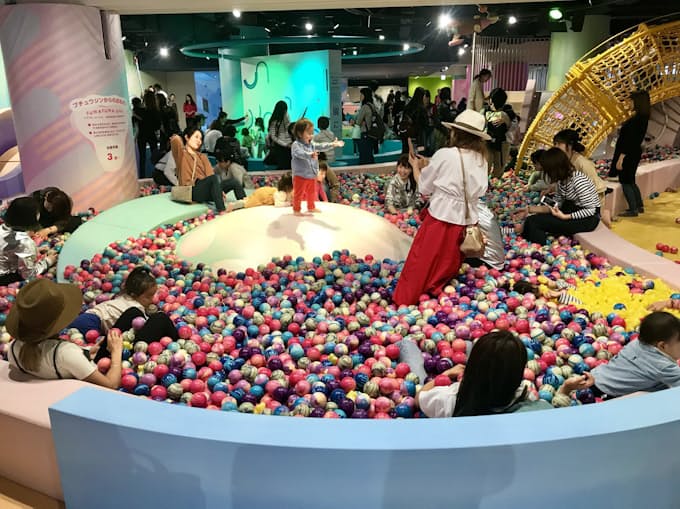 横浜の子ども向けテーマパーク 先行開業 宇宙テーマ 日本経済新聞