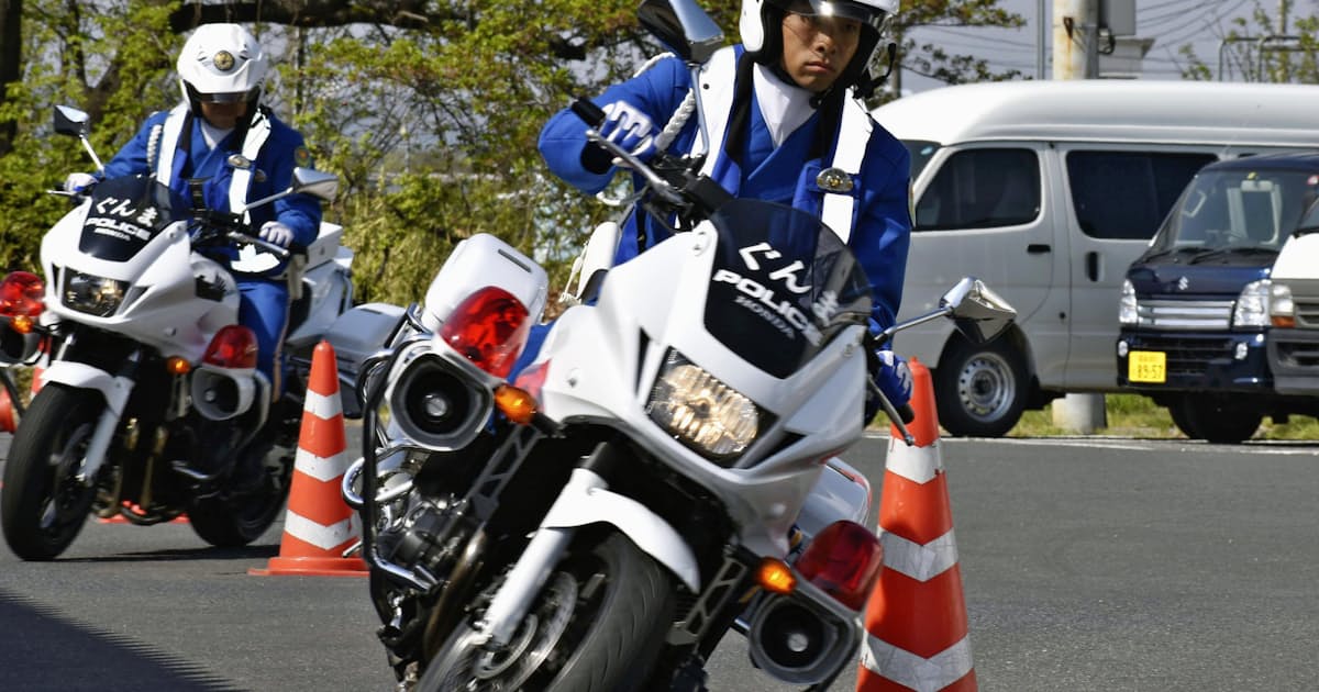 事故で母を亡くした警察官 白バイの夢かなえる 日本経済新聞 事故で母を亡くした警察官 白バイの夢かなえる 日本経済新聞