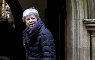 メイ首相は労働党に、EU離脱に関する与野党協議の早期の妥結を呼びかけたが、奏功するかは見通せない(ロイター) メイ首相は労働党に、EU離脱に関する与野党協議の早期の妥結を呼びかけたが、奏功するかは見通せない(ロイター)