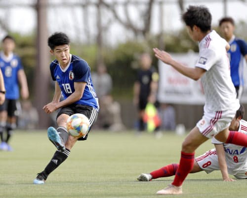 流通経大に快勝 サッカーu20代表 国内調整終えw杯へ 写真 共同 日本経済新聞