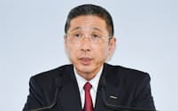 決算発表する日産自動車の西川広人社長兼CEO（14日、横浜市西区）
