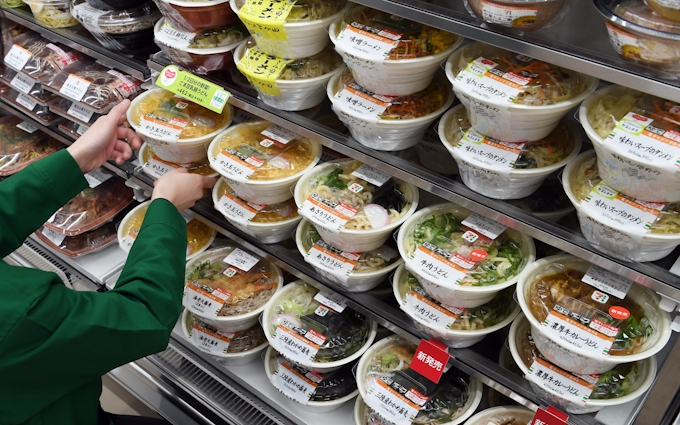 コンビニ値引き 加盟店にまた譲歩 食品ロス負担軽減 日本経済新聞