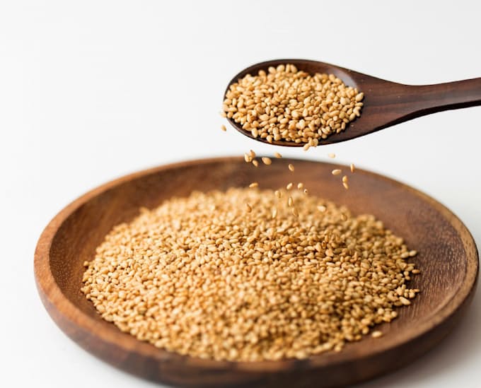 ゴマ 3年ぶり高値 アフリカ産2割高 不作の懸念 日本経済新聞