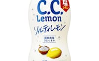 サントリー食品インターナショナルが発売する「CCレモン　ソルティレモン」。国産海塩とミントエキスが入っている