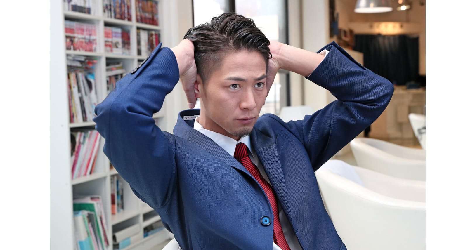 ビジネスに艶アリ七三分け 安倍首相のヘアも参考にmens Fashion