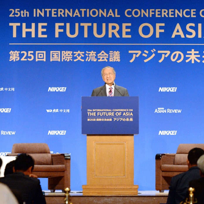 マハティール氏 南シナ海に戦艦 自制を アジアの未来 日本経済新聞 マハティール氏 南シナ海に戦艦 自制を アジアの未来 日本経済新聞