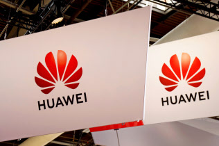 ファーウェイは400を超える業界団体に加盟している=ロイター ファーウェイは400を超える業界団体に加盟している=ロイター