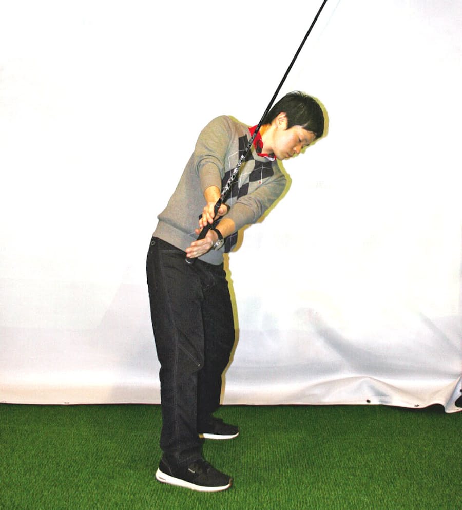 大型ヘッドドライバーの効率よい飛ばし方 上 日本経済新聞